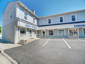 1110 Hamilton Blvd, South Plainfield, NJ à louer Photo intérieure– Image 2 sur 11