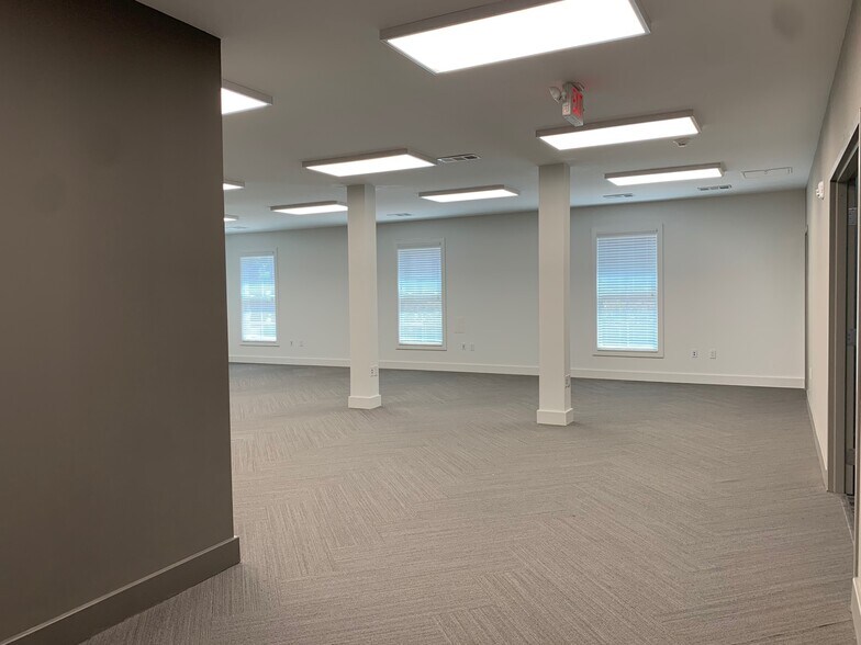 1325 Satellite Blvd NW, Suwanee, GA à louer - Photo de l’immeuble – Image 1 sur 13