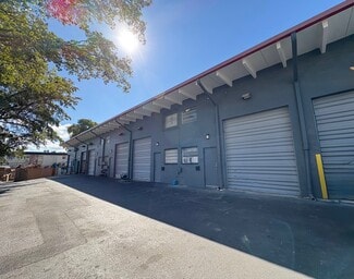 Plus de détails pour 1325-1343 NE 119th St, Miami, FL - Industriel/Logistique à louer