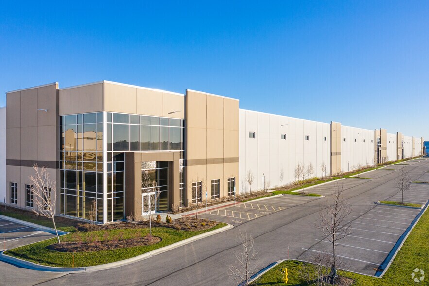 3971 S Lakeside Dr, Waukegan, IL à louer - Photo de l’immeuble – Image 3 sur 7