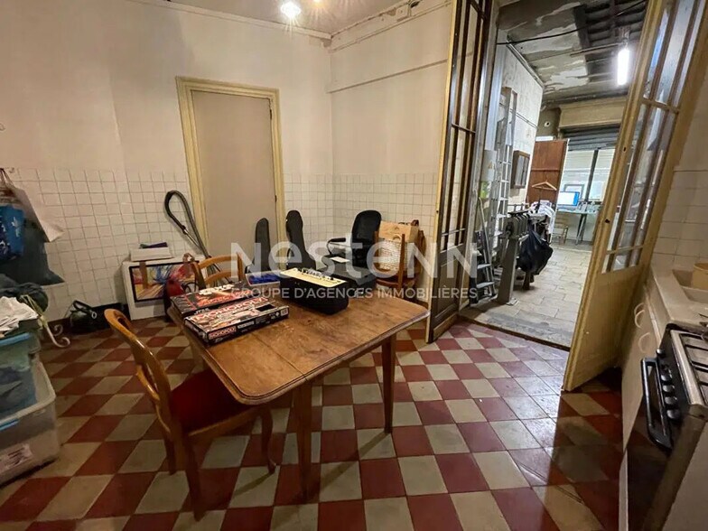 Local commercial dans Bordeaux à louer - Photo de l’immeuble – Image 3 sur 3