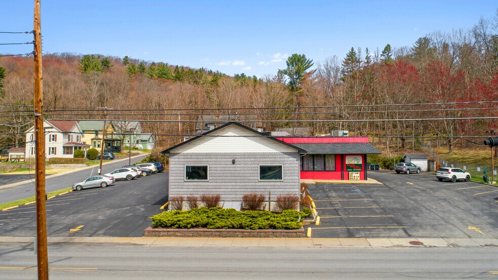 525 Main St, Oneonta, NY à vendre - Photo de l’immeuble – Image 2 sur 5