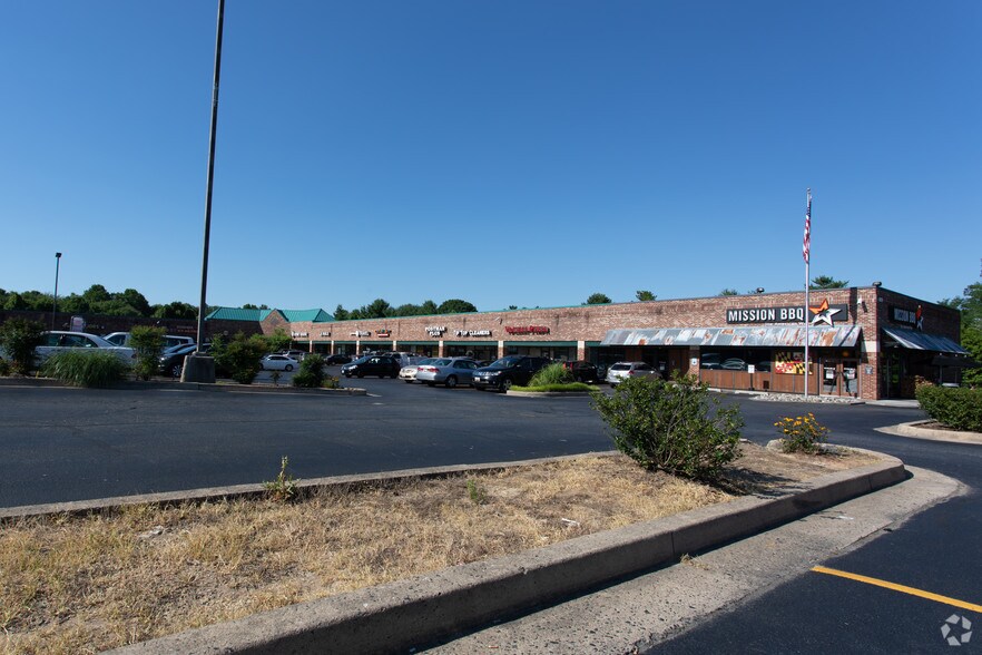 4126 Joppa Rd, Perry Hall, MD à louer - Photo de l’immeuble – Image 3 sur 7