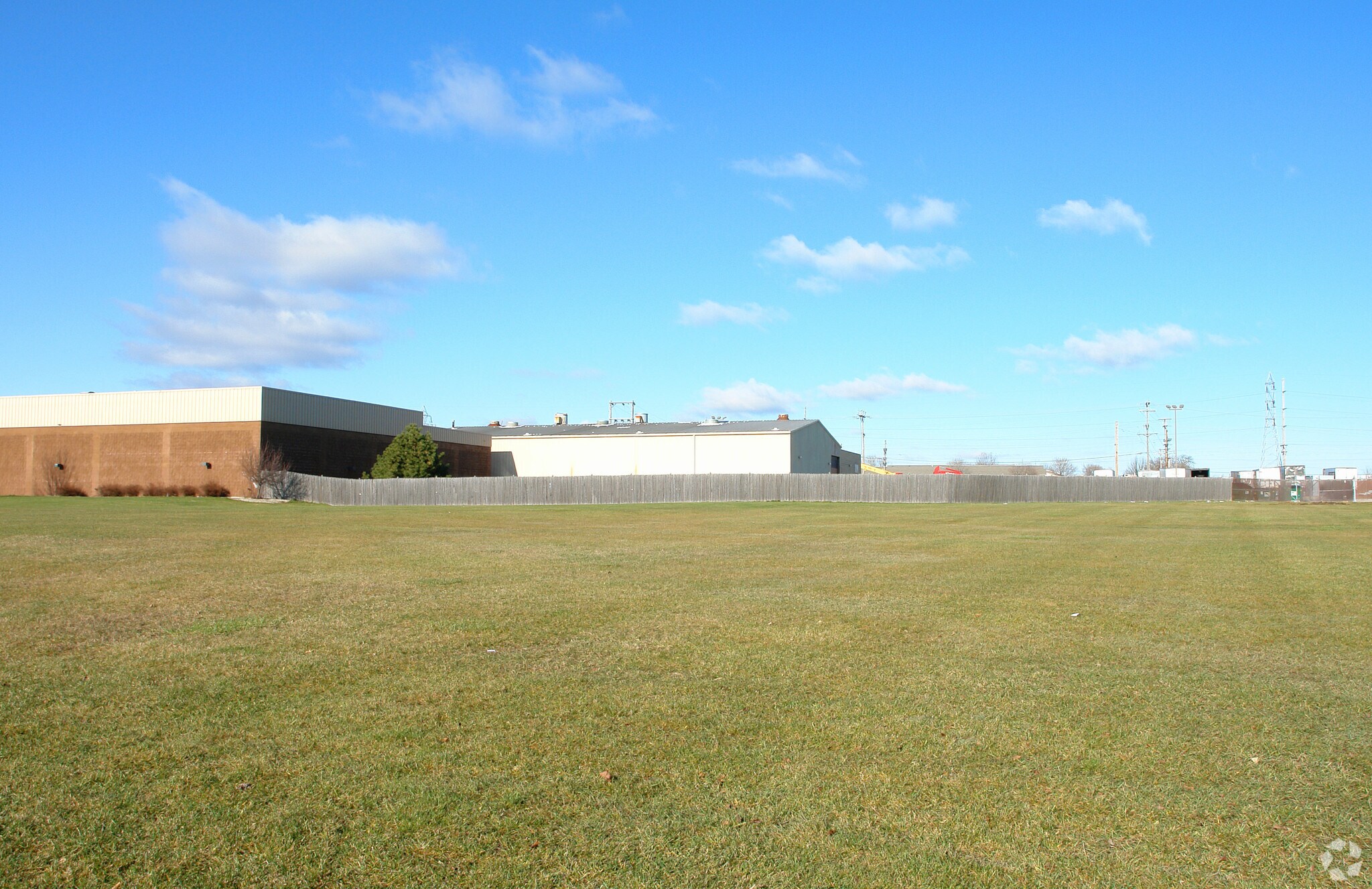 5626 21st St, Racine, WI à louer Photo principale– Image 1 sur 3