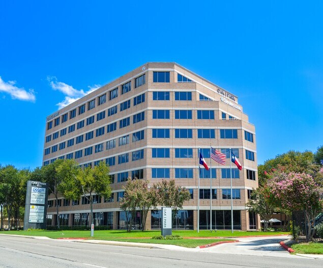 1020 NE Loop 410, San Antonio, TX à louer - Photo de l’immeuble – Image 2 sur 14