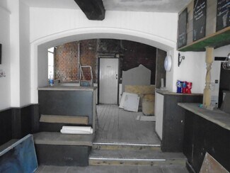 Plus de détails pour 66 Fore St, Trowbridge - Local commercial à vendre