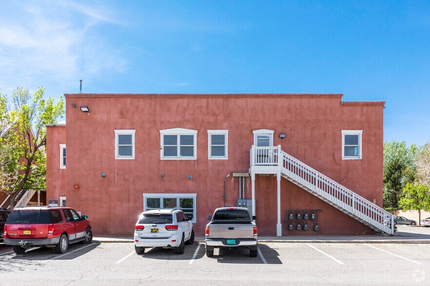 901 Rio Grande Blvd NW, Albuquerque, NM à louer - Photo de l’immeuble – Image 2 sur 6