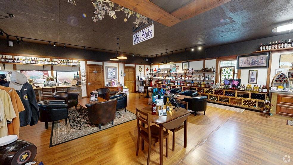 861 Bailey Rd, Curwensville, PA à vendre - Numérisation 3D Matterport – Image 2 sur 24