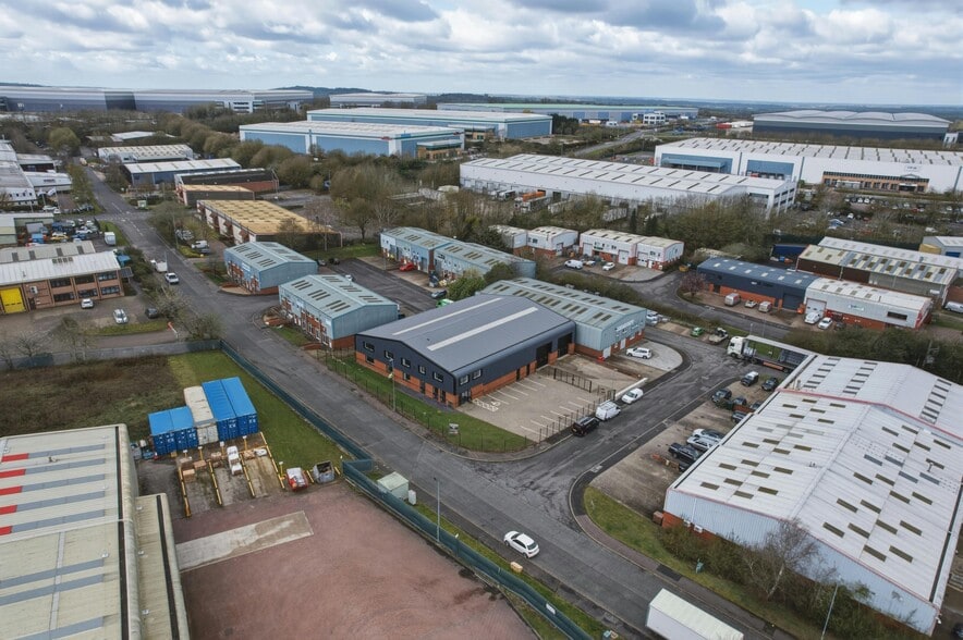 1-10 Whittle Clos, Daventry à vendre - Photo de l’immeuble – Image 3 sur 10