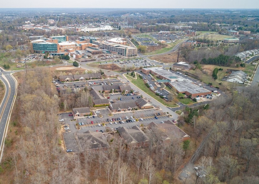 521 Park Hill Dr, Fredericksburg, VA à vendre - Aérien – Image 2 sur 8
