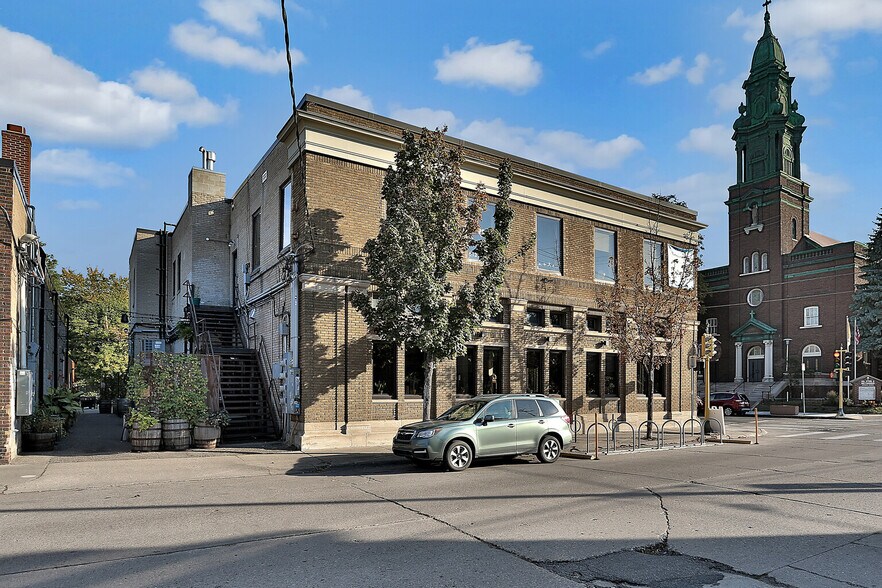 1300-1304 NE 2nd St, Minneapolis, MN à louer - Photo de l’immeuble – Image 3 sur 13