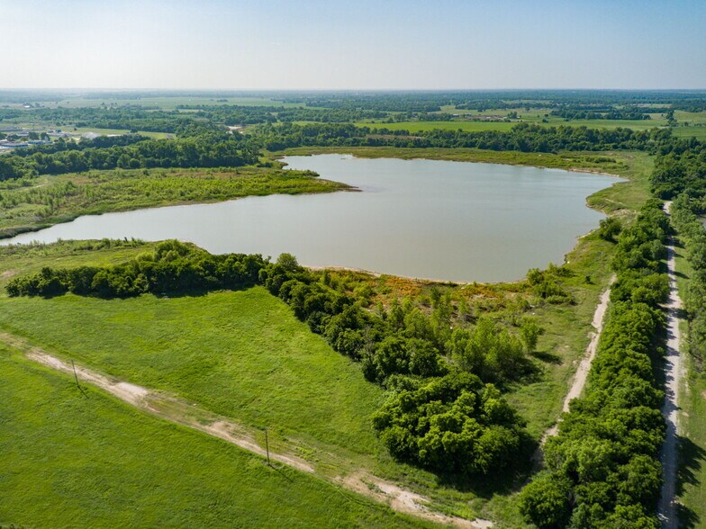 12941 N Anderson Rd, Jones, OK à vendre - Photo de l’immeuble – Image 2 sur 12