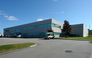 Plus de détails pour 17 Presidential Way, Woburn, MA - Local d’activités à vendre