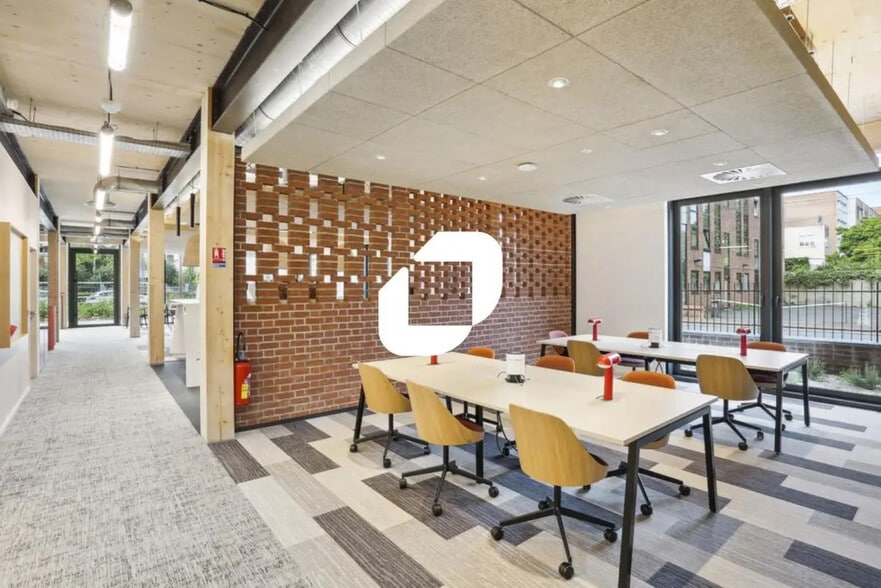 1001-1003 Avenue De La République, Marcq-en-Baroeul à louer - Photo de l’immeuble – Image 2 sur 7