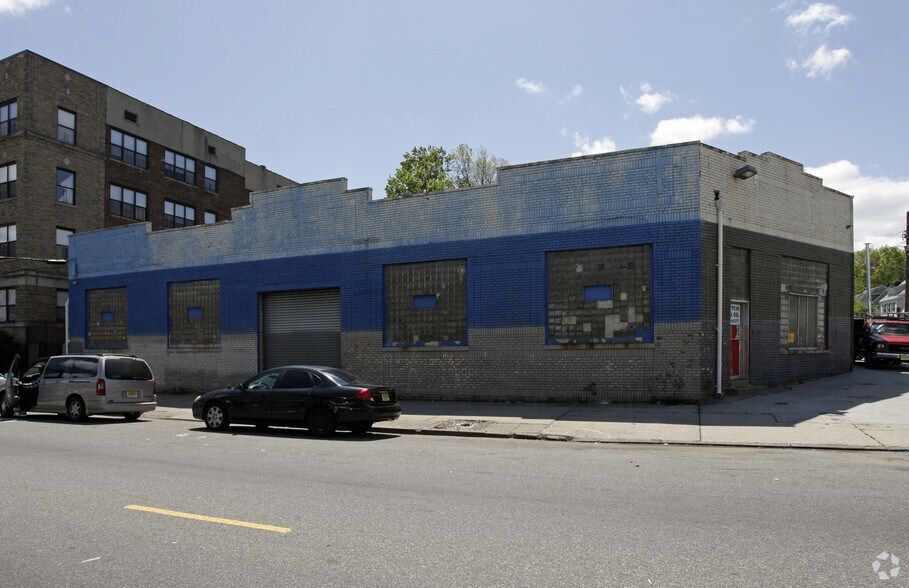 352-360 Avon Ave, Newark, NJ à vendre - Photo principale – Image 1 sur 2