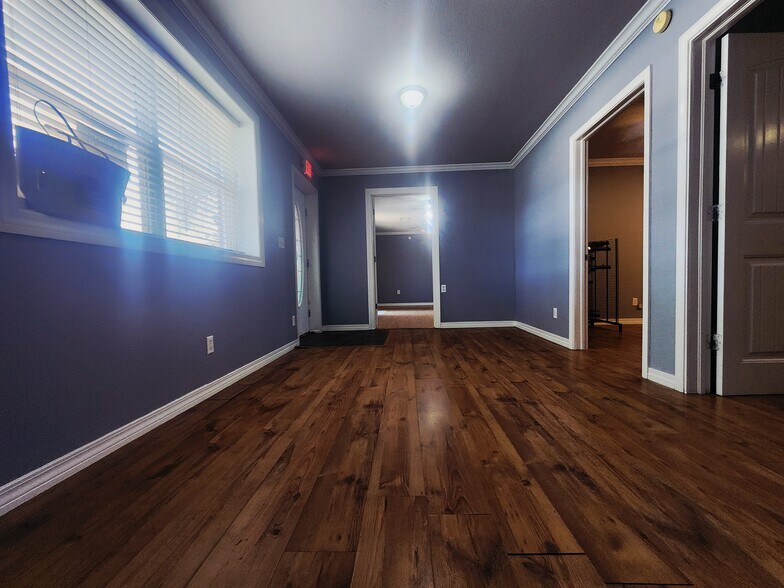 312 N Broadway St, Checotah, OK à vendre - Photo de l’immeuble – Image 3 sur 5