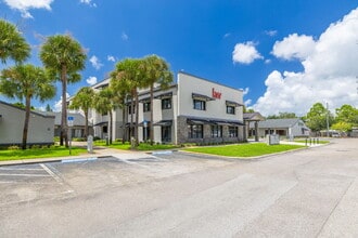 30522 US Highway 19 N, Palm Harbor, FL à louer Photo intérieure– Image 2 sur 22