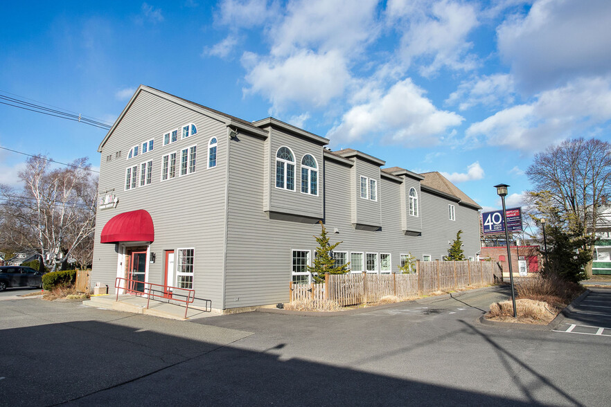 200 Elm St, Pittsfield, MA à vendre - Photo de l’immeuble – Image 1 sur 53