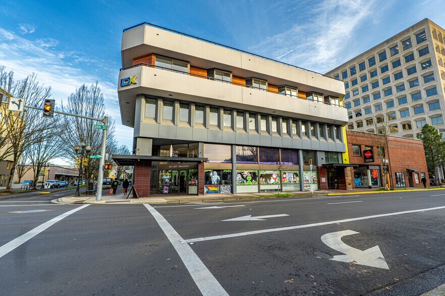 100 E Broadway Ave, Eugene, OR à louer - Photo de l’immeuble – Image 3 sur 16
