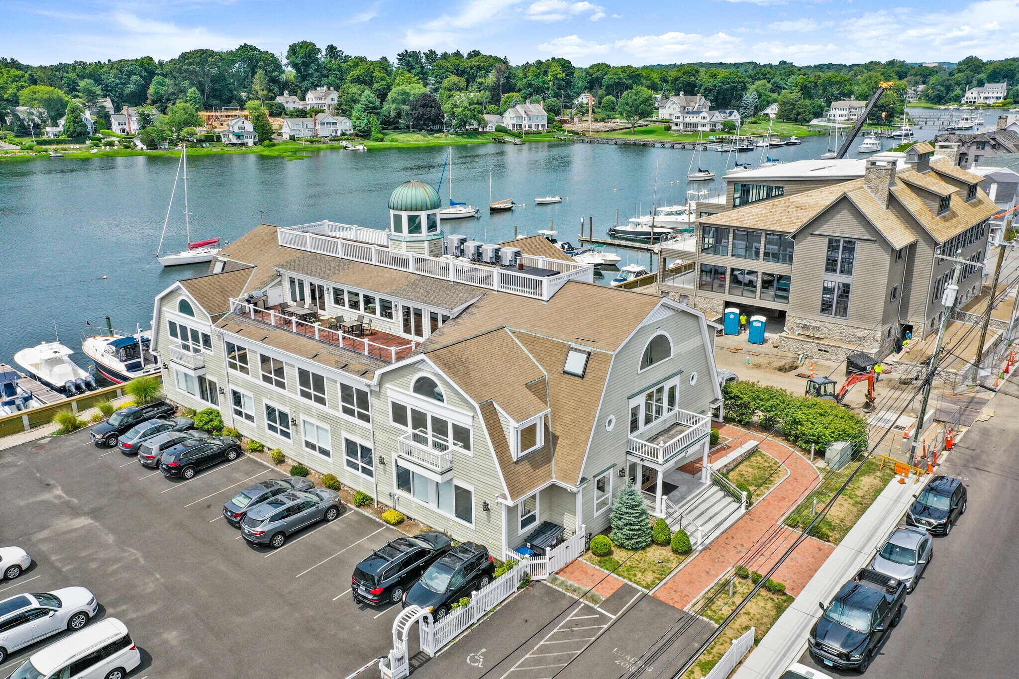 105 Rowayton Ave, Norwalk, CT à vendre Photo de l’immeuble– Image 1 sur 1