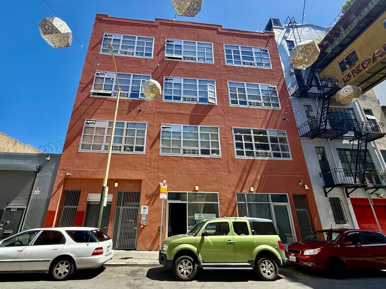 529 Stevenson St, San Francisco, CA à louer - Photo de l’immeuble – Image 2 sur 19
