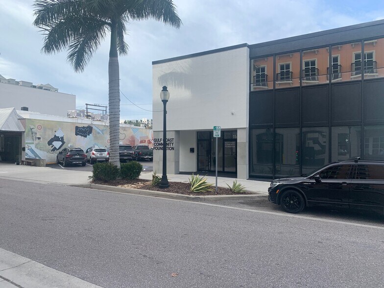 1549 State St, Sarasota, FL à louer - Photo de l’immeuble – Image 1 sur 6