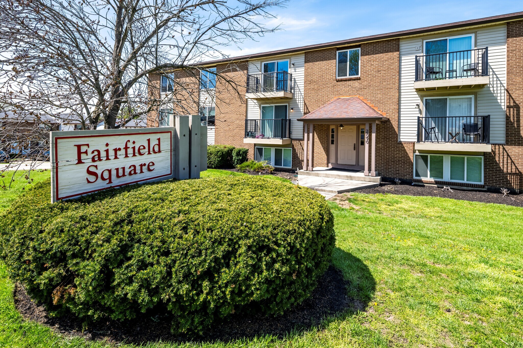 Fairfield Square portefeuille de 2 biens à vendre sur LoopNet.fr Photo de l’immeuble– Image 1 sur 34