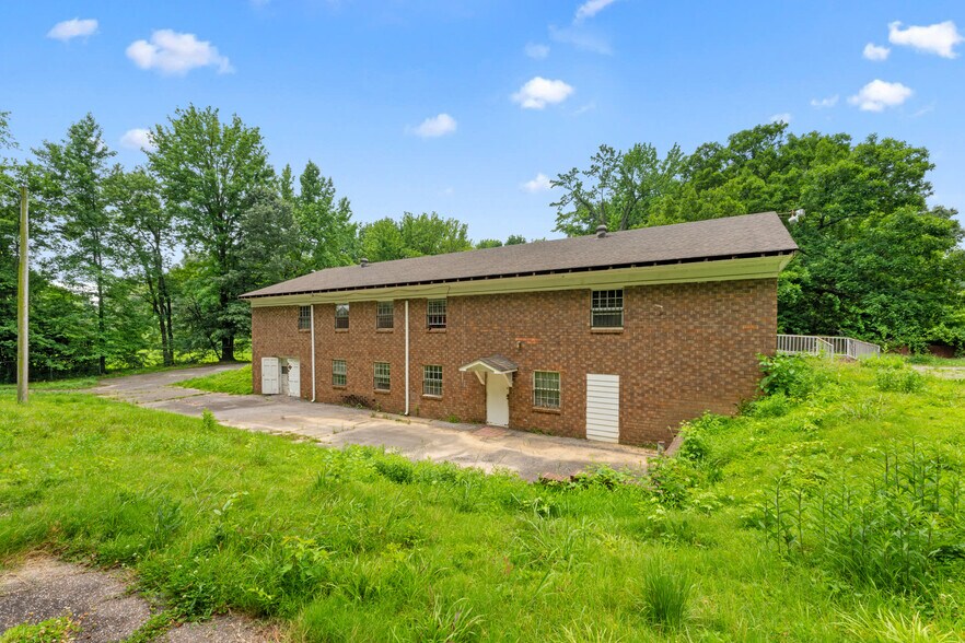 2465 Millbrook Ave, Memphis, TN à vendre - Photo de l’immeuble – Image 3 sur 10