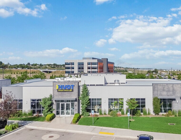 808 S Vanguard Way, Meridian, ID à louer - Photo principale – Image 1 sur 14