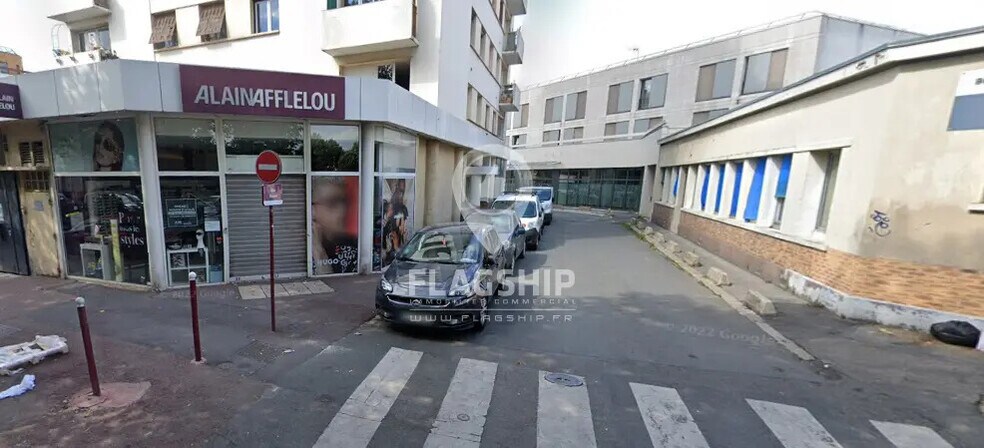 Local commercial dans Bondy à louer - Photo de l’immeuble – Image 2 sur 3