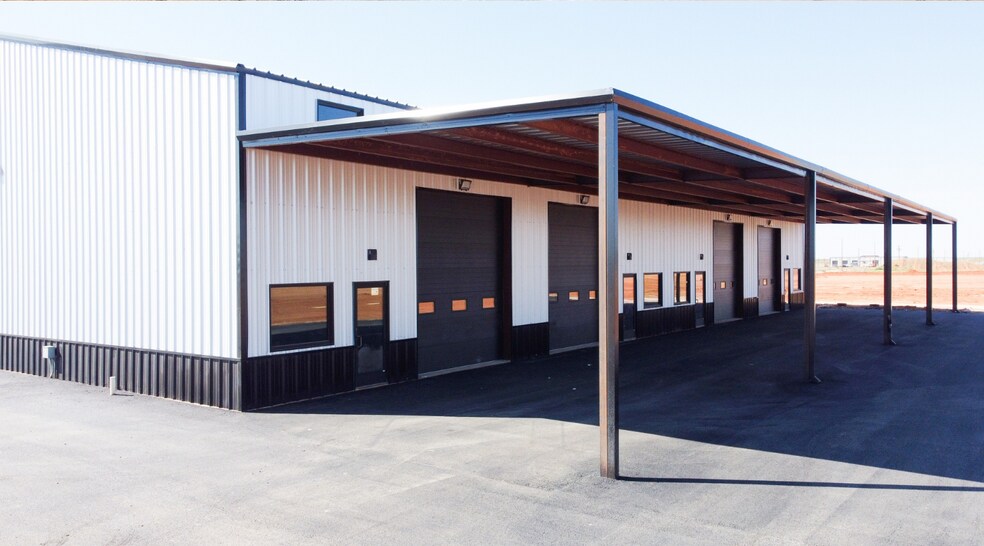 5518 County 135 rd, Midland, TX à louer - Photo de l’immeuble – Image 2 sur 18