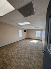 417 E Diamond Ave, Gaithersburg, MD à louer Photo intérieure– Image 2 sur 5