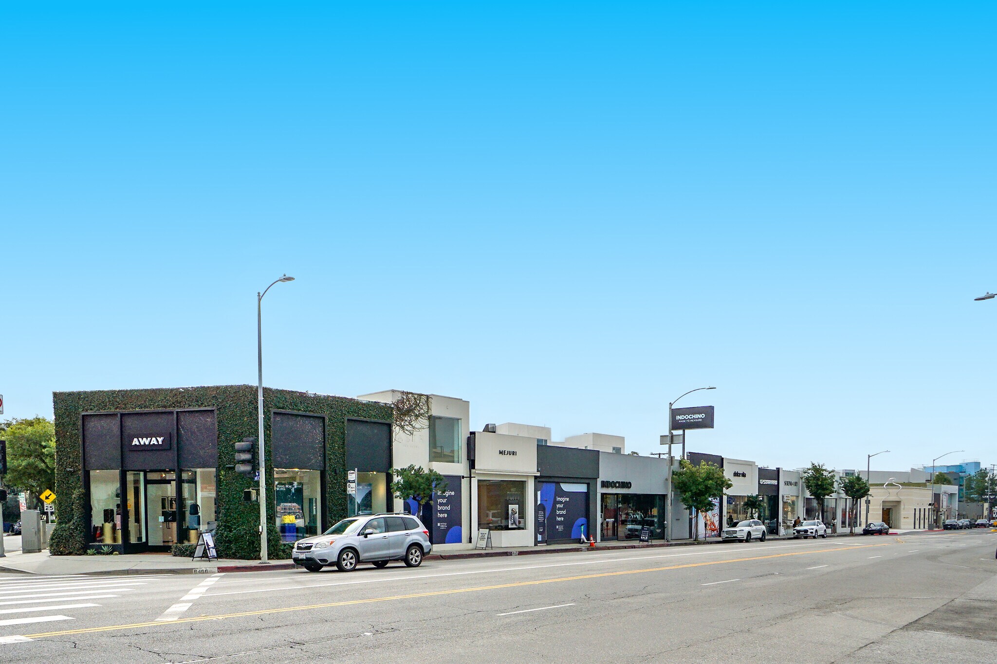 8400-8406 Melrose Ave, West Hollywood, CA à louer Photo de l’immeuble– Image 1 sur 5