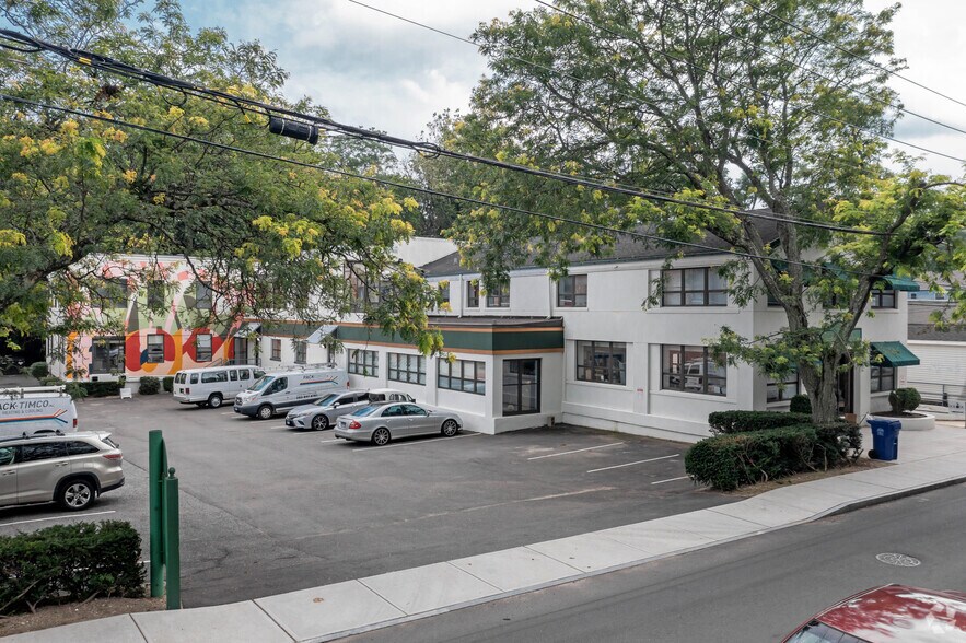 28 Knight St, Norwalk, CT à louer - Photo de l’immeuble – Image 2 sur 4