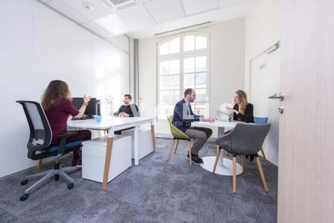 Plus de détails pour Bureau à louer