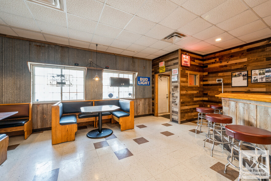 115 E Main St, Coggon, IA à louer - Photo intérieure – Image 3 sur 28
