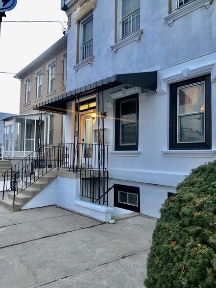 85 Wilson St, Hamilton, ON à vendre - Photo de l’immeuble – Image 2 sur 19