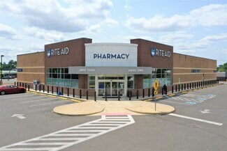Plus de détails pour 6912 New Falls Rd, Levittown, PA - Local commercial à vendre