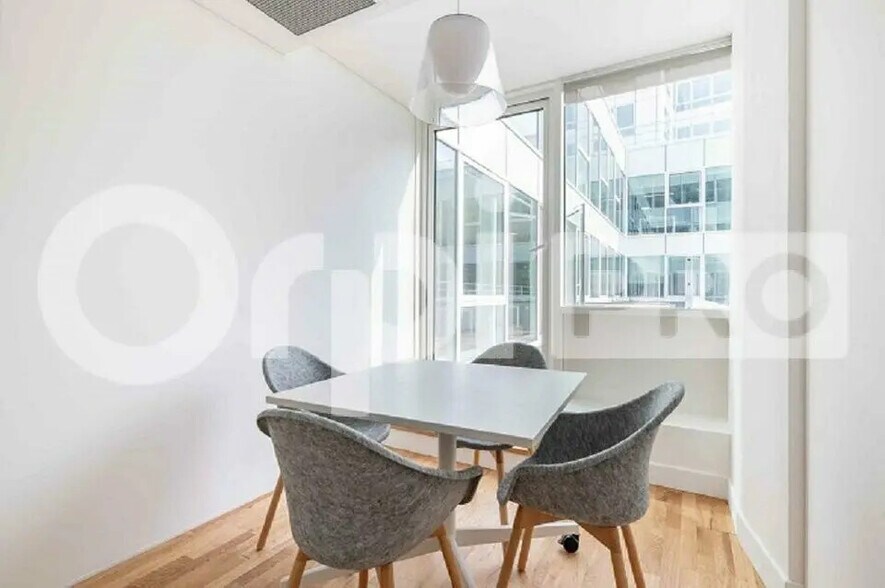 Bureau dans Levallois-Perret à louer - Photo de l’immeuble – Image 2 sur 10