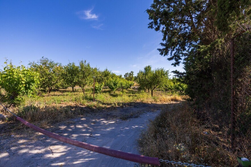 Polígono San Blas, 7, Dúrcal, Granada à vendre - Photo de l’immeuble – Image 3 sur 29