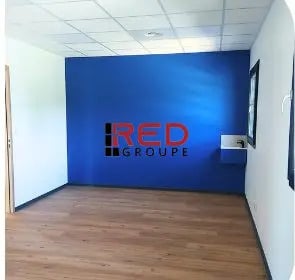 Bureau dans Éguilles à louer - Photo de l’immeuble – Image 2 sur 4