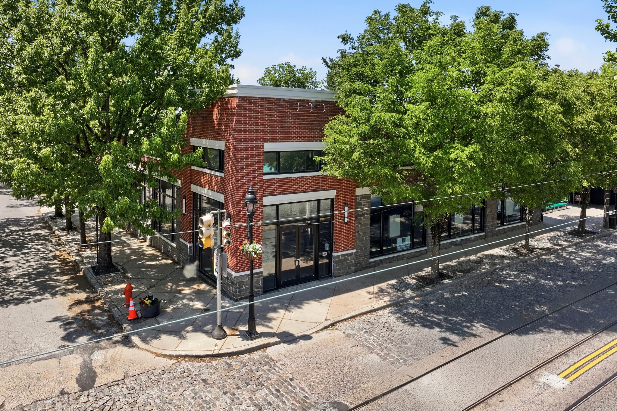 8600 Germantown Ave, Philadelphia, PA à louer Photo principale– Image 1 sur 9