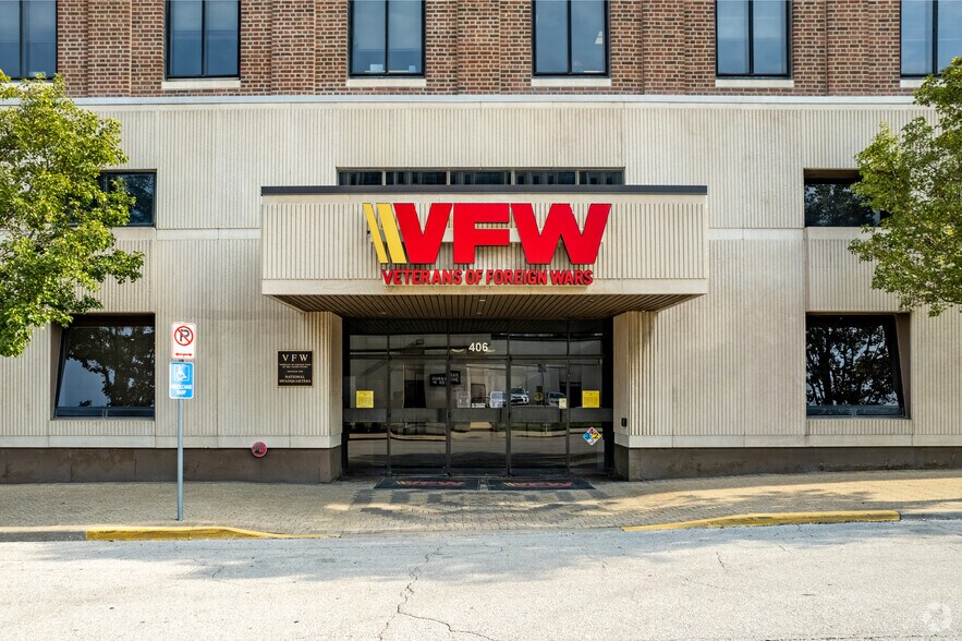 406 W 34th St, Kansas City, MO à louer - Photo de l’immeuble – Image 3 sur 4