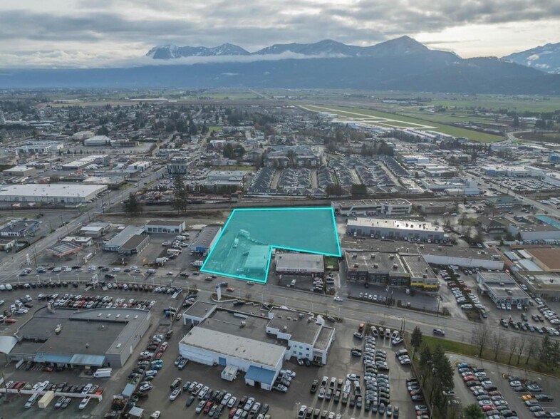45690-45696 Yale Rd, Chilliwack, BC à vendre - Aérien – Image 2 sur 2