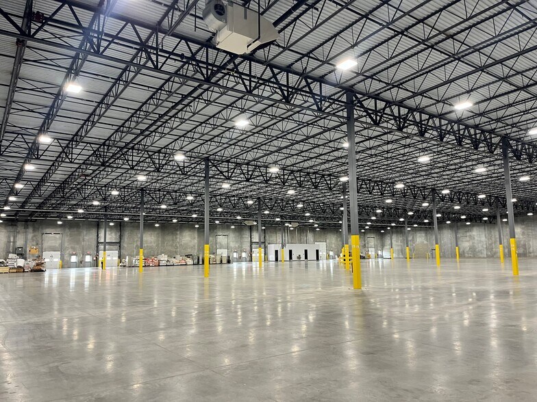 4950 NE 29th St, Des Moines, IA à louer - Photo intérieure – Image 3 sur 13