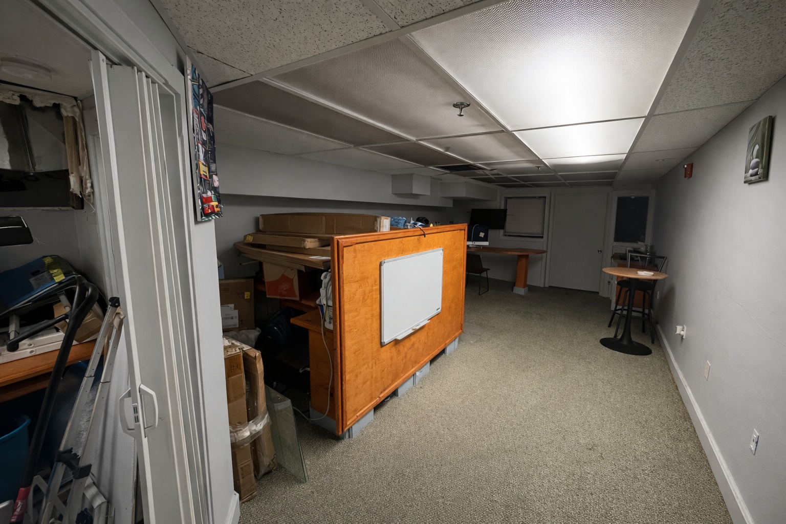 361-385 Broadway, Chelsea, MA à louer Photo intérieure– Image 1 sur 2