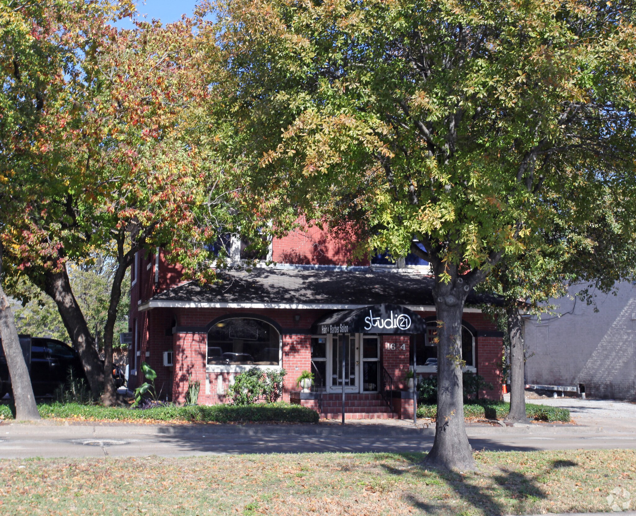 1624 Richmond Ave, Houston, TX à vendre Photo de l’immeuble– Image 1 sur 3