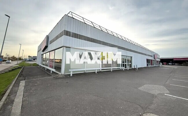 Plus de détails pour Local commercial à louer