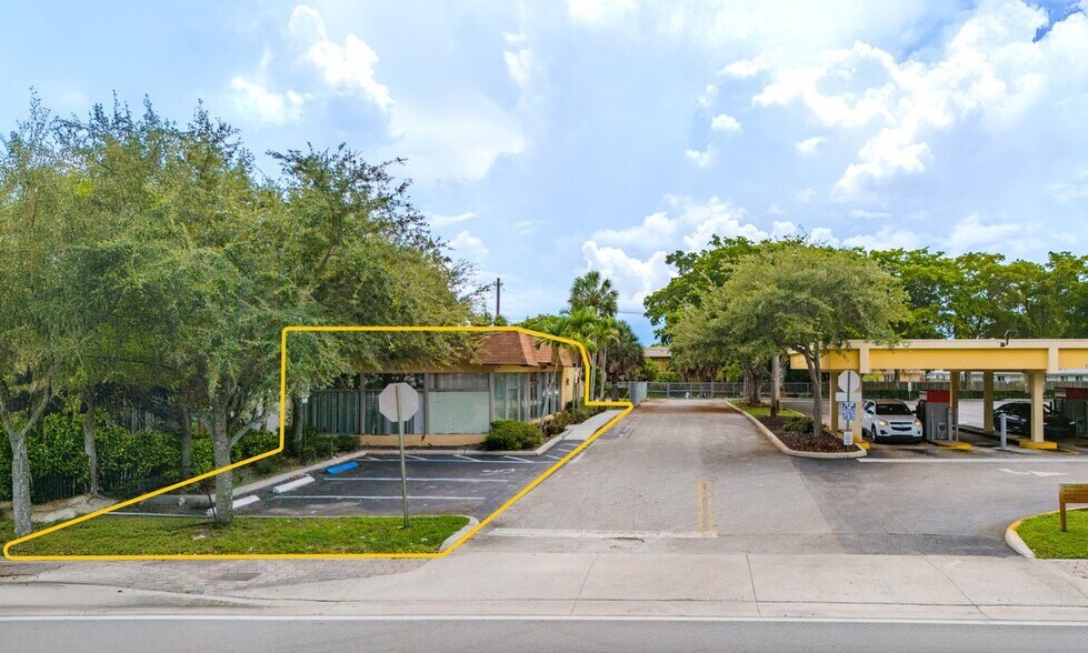 3740 W Broward Blvd, Fort Lauderdale, FL à vendre - Photo de l’immeuble – Image 3 sur 11
