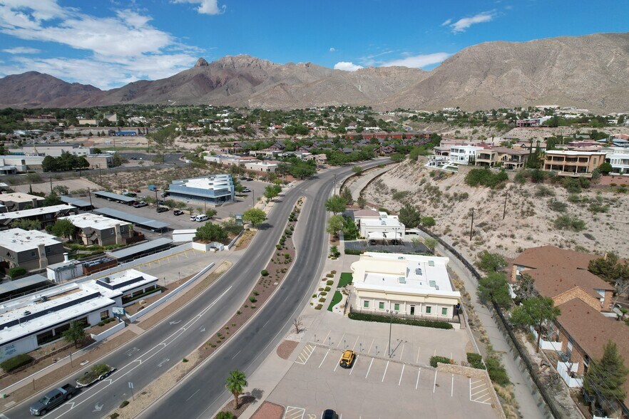 5974 Silver Springs Dr, El Paso, TX à vendre - Photo de l’immeuble – Image 3 sur 23